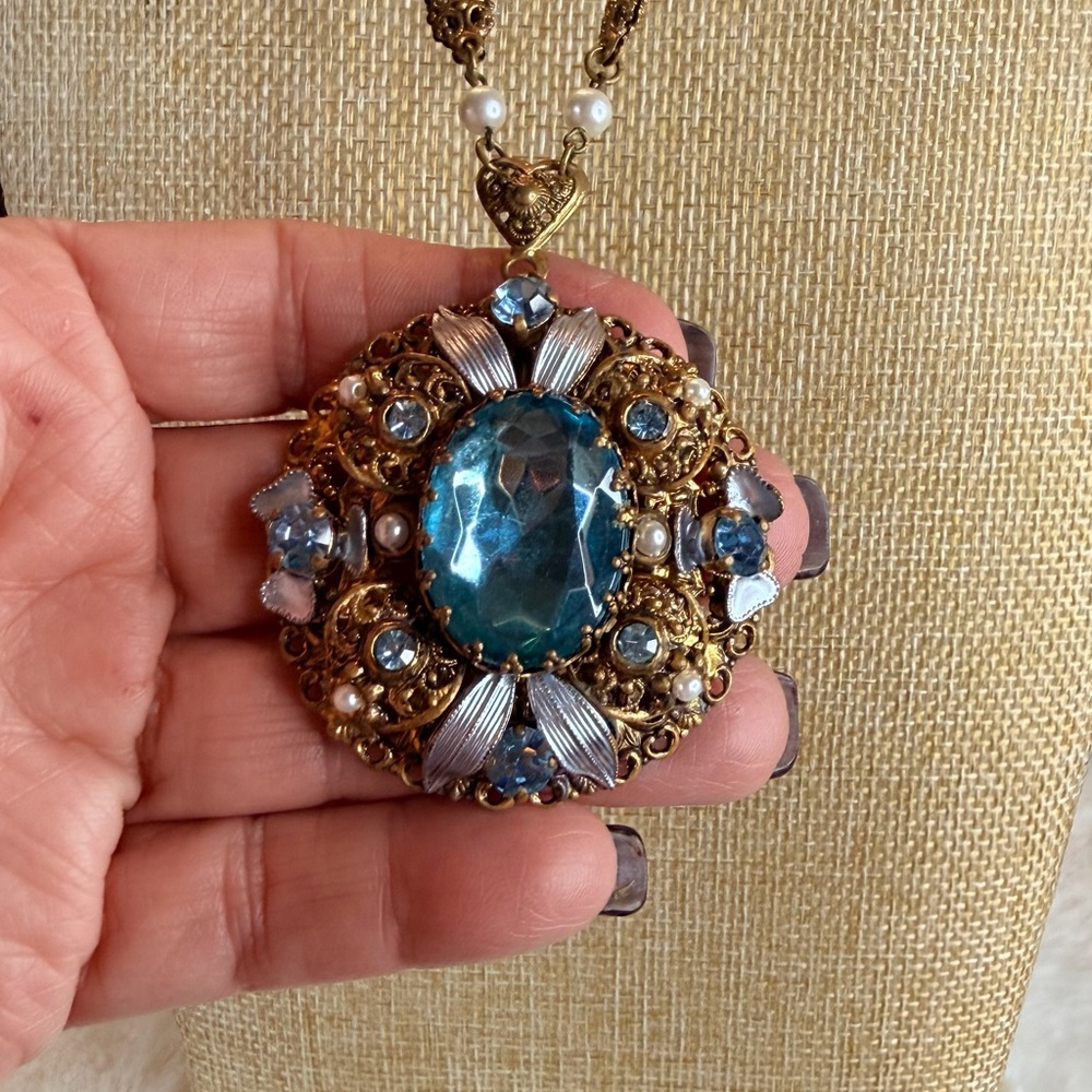Vintage Western Germany Gold and Blue Pendant Necklace - Picture 7 of 11